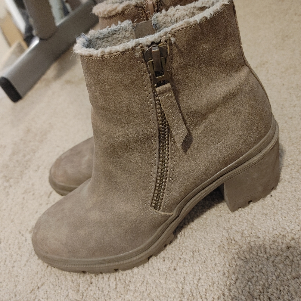Maurices fur lined hiker boot